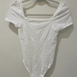 Yummie Shaping Square Neck Bodysuit-S/M